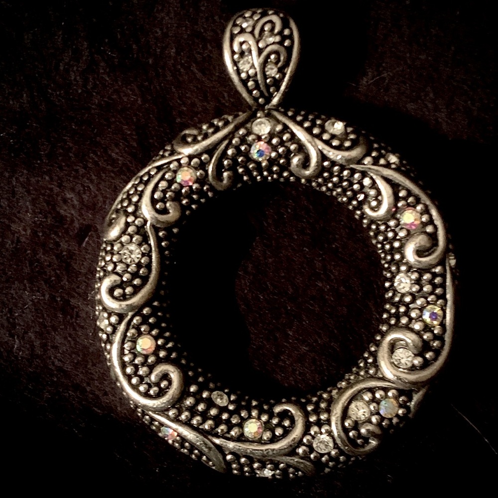 Lia Sophia Circle pendant